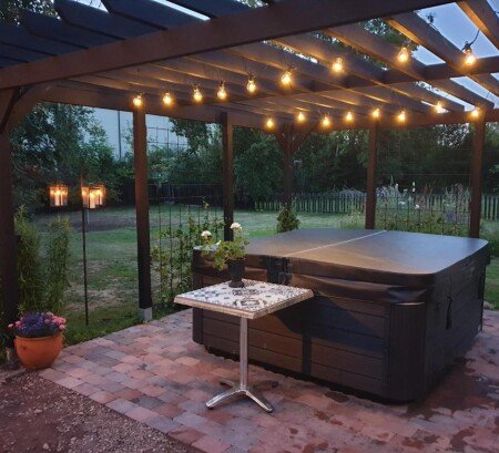 House 2 bedrooms, with jacuzzi