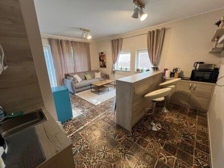 Wohnung 1 Schlafzimmer, mit Klimaanlage
