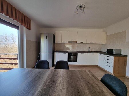 Appartamento 3 camere, con giardino