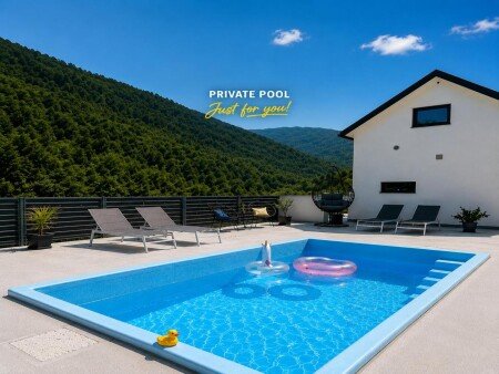 Casa 2 camere, con piscina