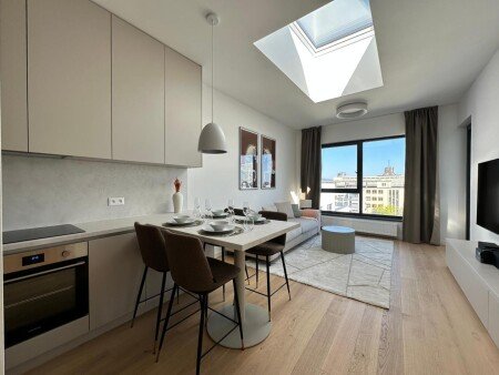 Apartamento 1 habitación, con jardín