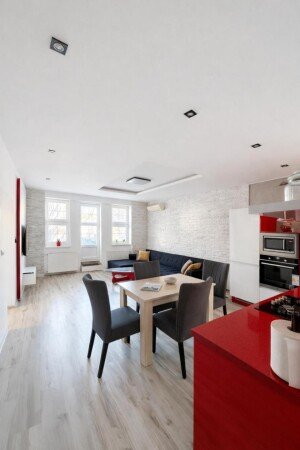 Wohnung 2 Schlafzimmer, mit Klimaanlage