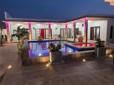 Villa 4 chambres, avec piscine