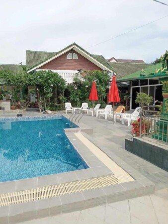 Bed and breakfast 1 Schlafzimmer, mit Pool