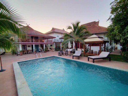 Bed and breakfast 2 voyageurs, avec piscine