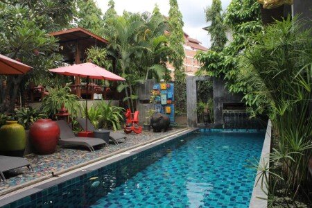 Hostel 4 guests, with pool