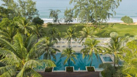 Hotel with pool
