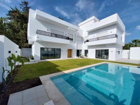 Villa 5 chambres, avec piscine