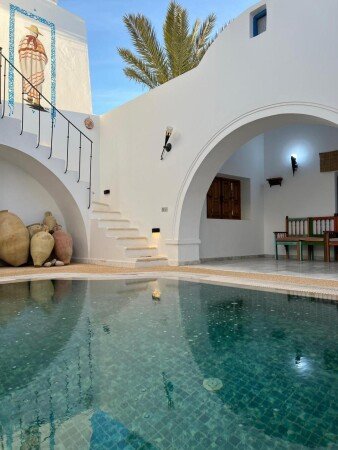 Bed and breakfast 4 voyageurs, avec piscine