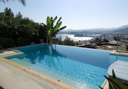 Villa 3 bedrooms, with pool