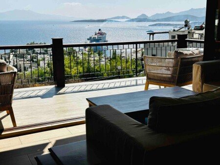 Villa 5 bedrooms, with pool