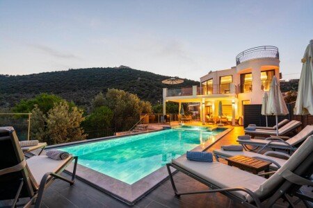 Villa 4 Schlafzimmer, mit Pool