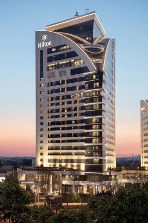 Hotel mit Pool