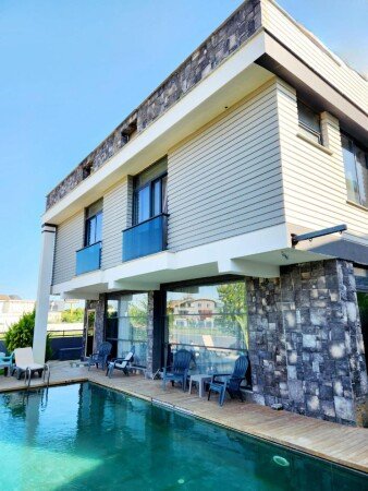 Villa 8 guests, with pool