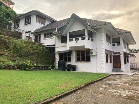 House 2 bedrooms, with garden