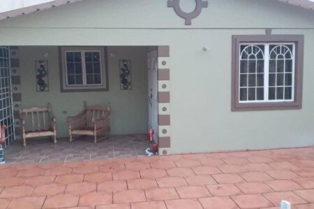 House 3 bedrooms, with air conditioning