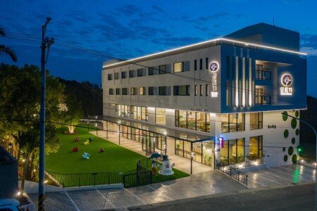 Bed and breakfast 4 guests, with garden