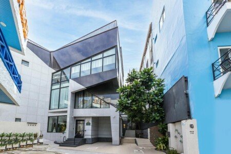 Bed and breakfast 4 guests, with pool