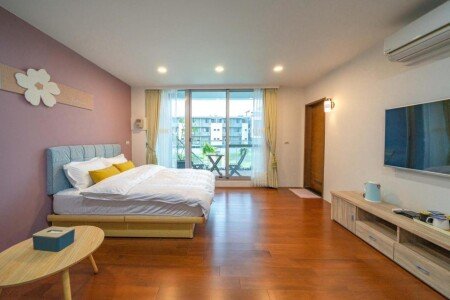 Bed and breakfast 8 guests, with garden