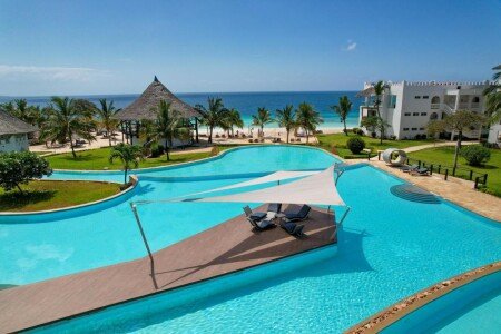 Hotel con piscina
