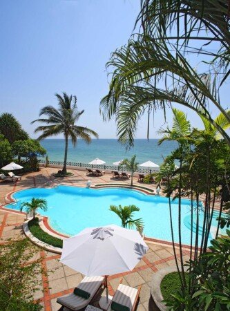 Hotel con piscina