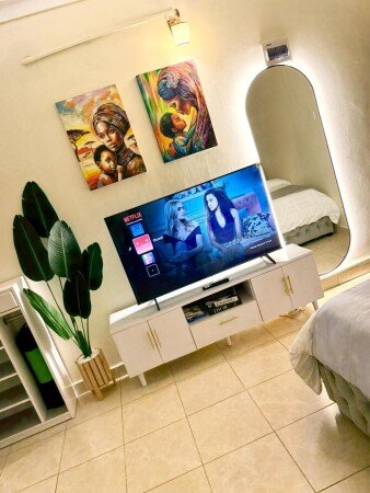 Wohnung 1 Schlafzimmer, mit Klimaanlage