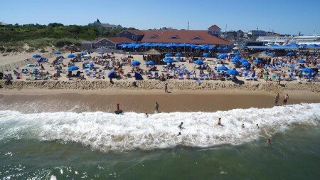Hotel with air conditioning
