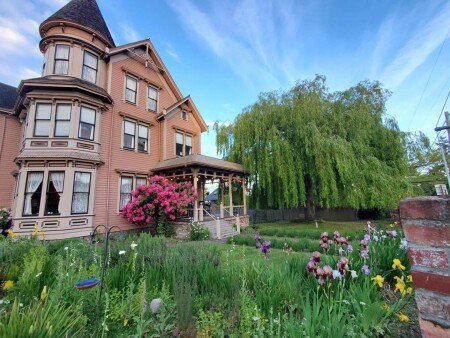 Bed and breakfast 2 guests, with garden
