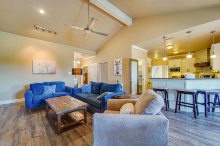 House 3 bedrooms, with pool