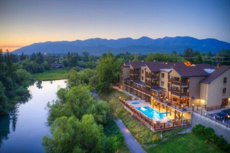 Hotel with jacuzzi