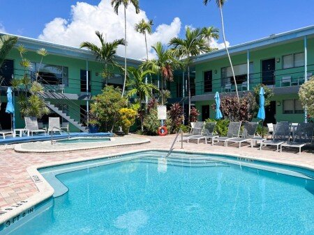 Hotel with jacuzzi