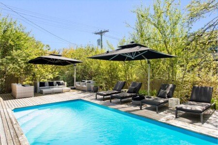 Bed and breakfast 12 guests, with pool