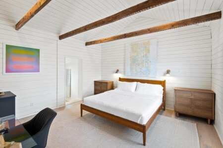 Hotel with air conditioning