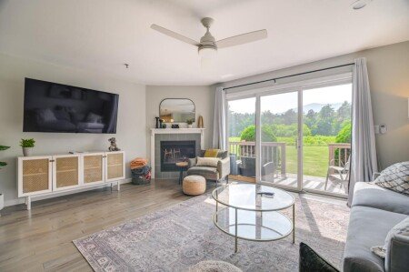 House 2 bedrooms, with pool