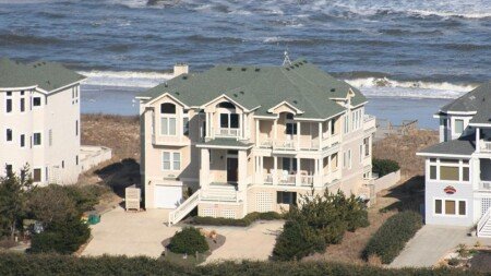House 8 bedrooms, with jacuzzi