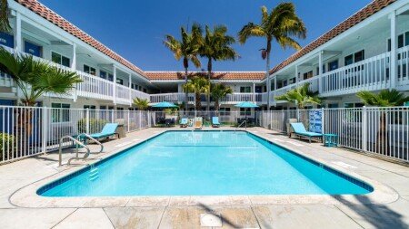 Hotel with air conditioning