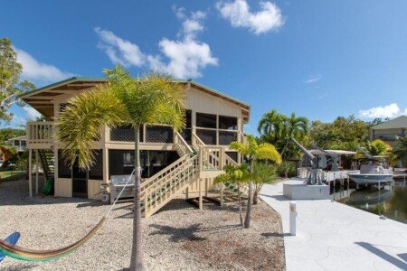 House 3 bedrooms, with jacuzzi