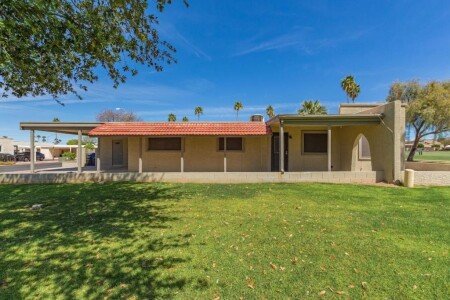 House 2 bedrooms, with pool