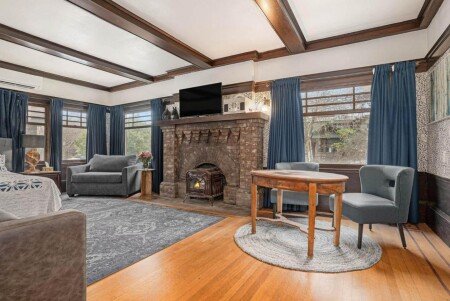 Bed and breakfast 1 bedroom, with air conditioning