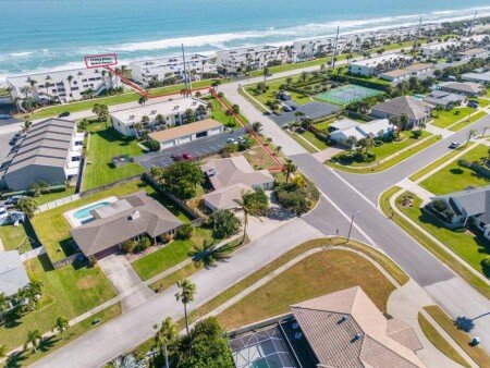 House 4 bedrooms, with jacuzzi