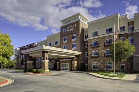 Hotel with pool