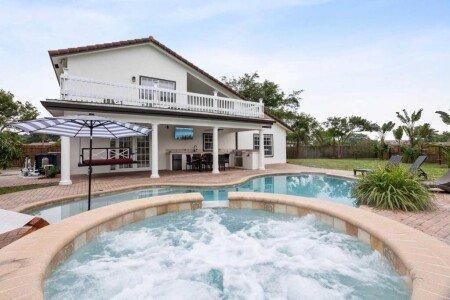 Casa 3 habitaciones, con jacuzzi