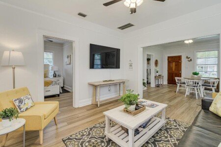 House 2 bedrooms, with garden