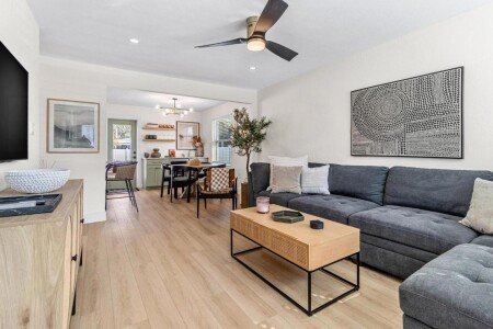 House 3 bedrooms, with pool