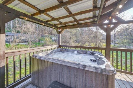 House 4 guests, with jacuzzi