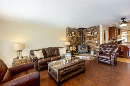 House 3 bedrooms, with garden