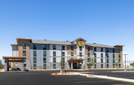 Hotel with air conditioning