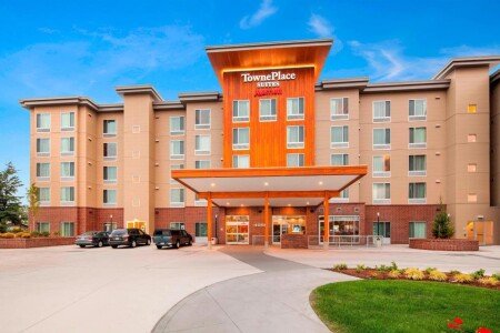 Hotel with jacuzzi