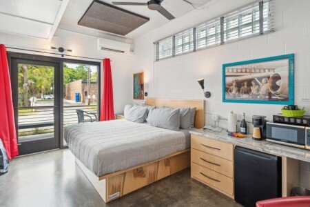 Hotel with air conditioning