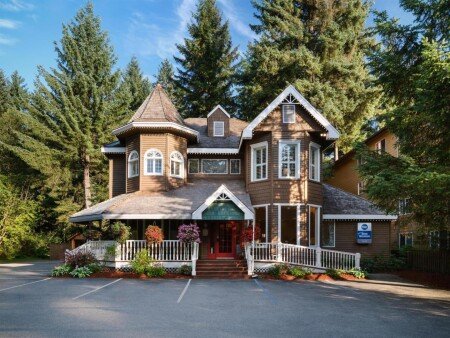 Hostel 3 guests, with garden